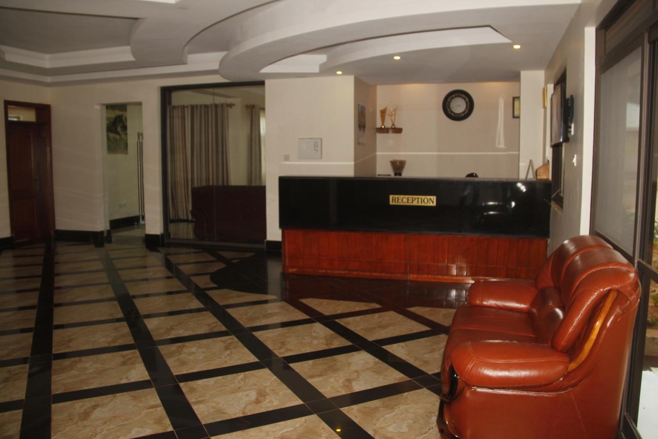 Cepha'S Inn Kabale Bagian luar foto