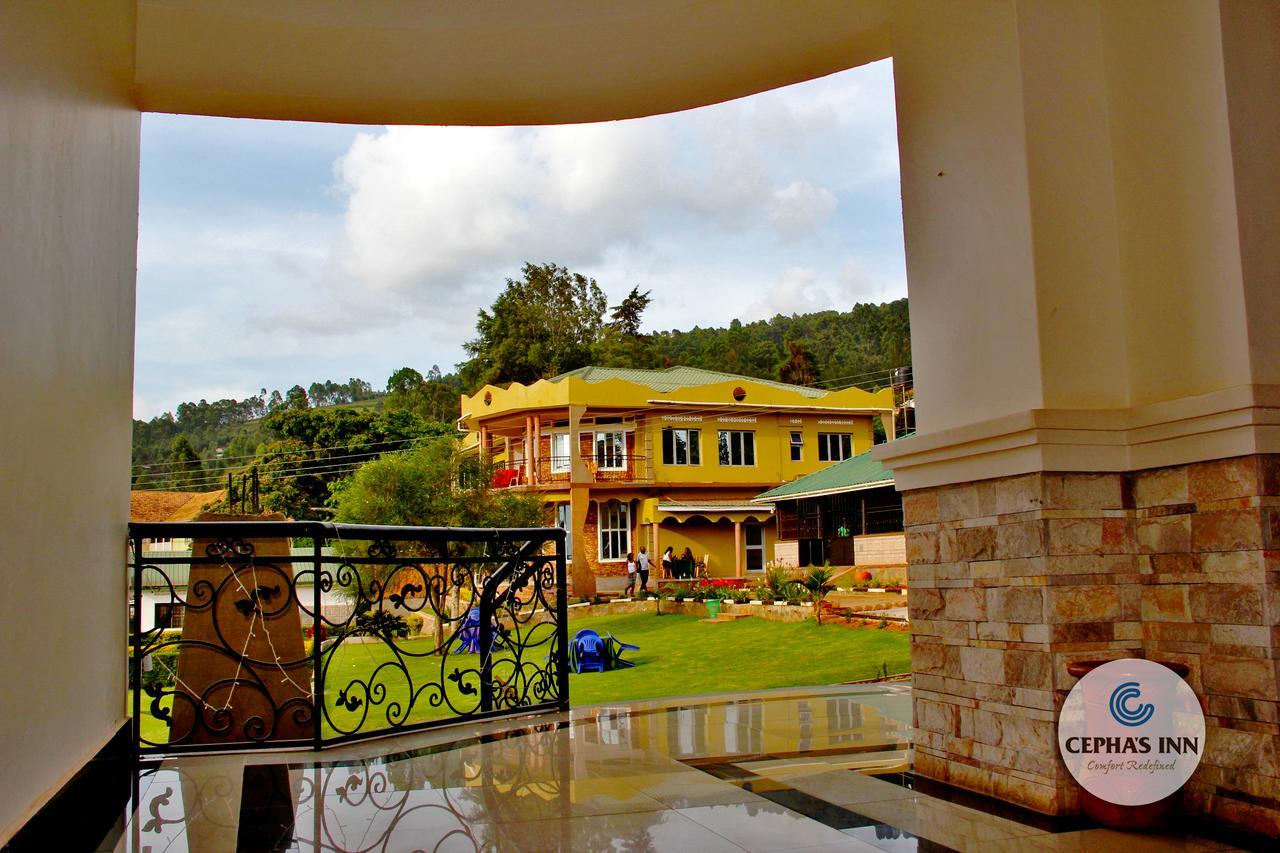 Cepha'S Inn Kabale Bagian luar foto