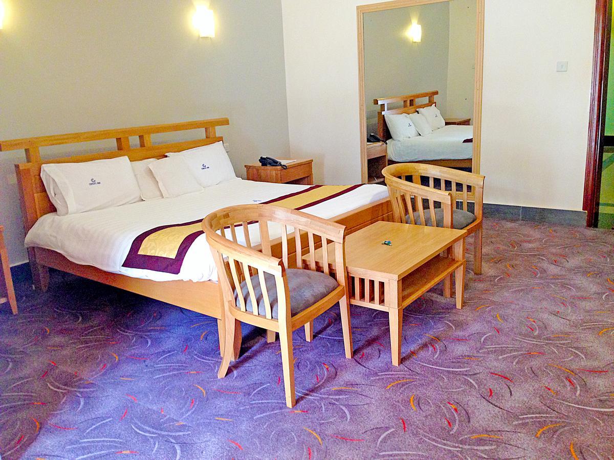 Cepha'S Inn Kabale Bagian luar foto